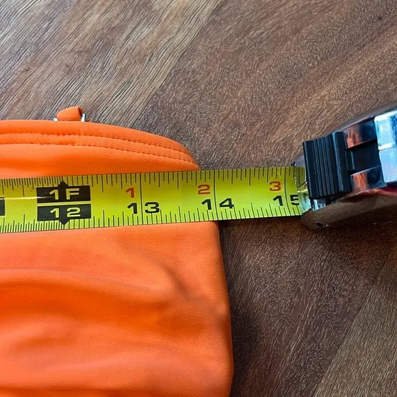 New Viilop two piece, beautiful orange swimsuit - Picture 16 of 16